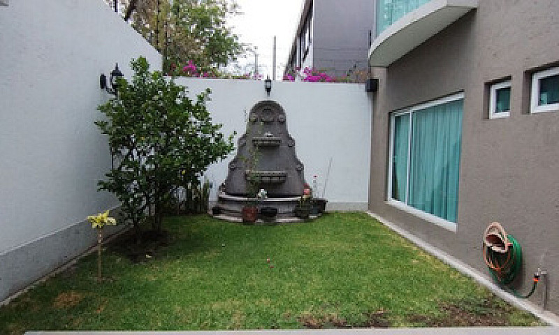Casa En Venta, Ciuda...