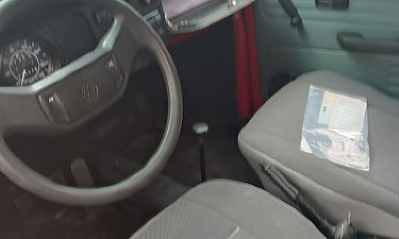 Volkswagen Sedan 1.6...