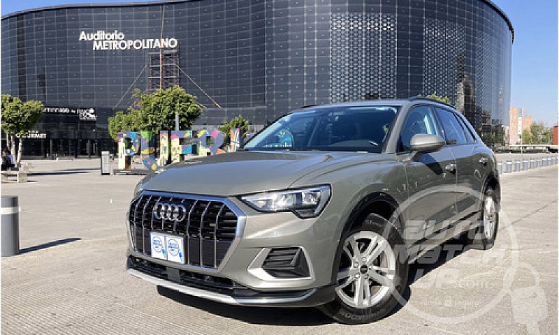 Audi Q3 2022...