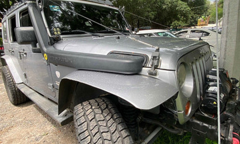 Jeep Wrangler 3.6 Un...