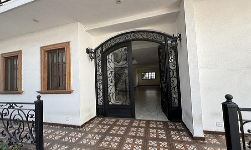Casa En  Venta, Colo...