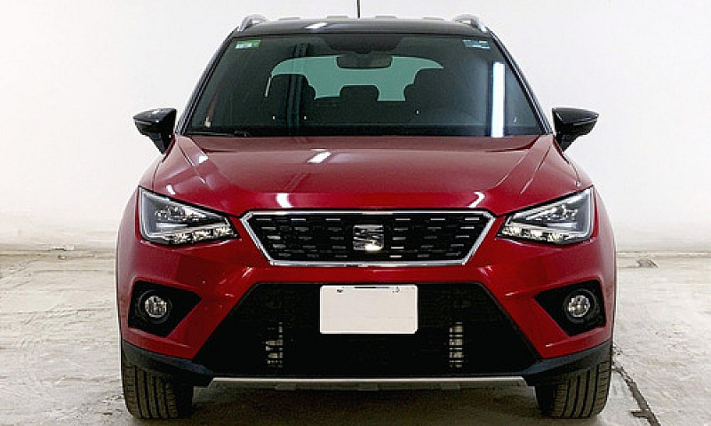 Seat Arona 2021...