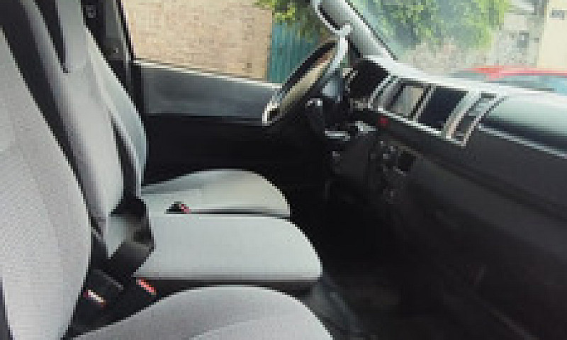 Toyota Hiace 2.7 Bus...