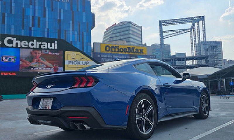 Ford Mustang 2.3 Eco...