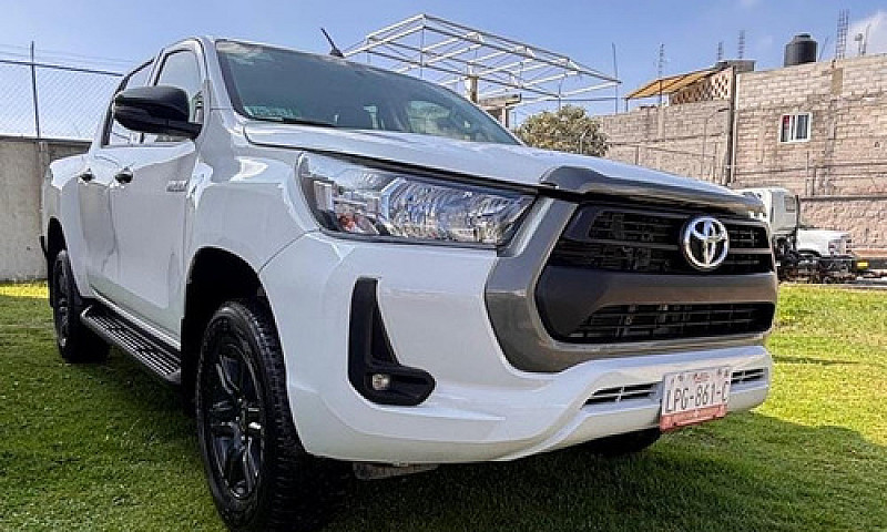 Toyota Hilux 2.7 Cab...