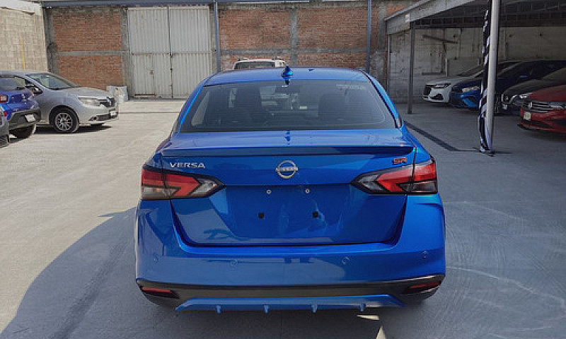 Nissan Versa 2024...
