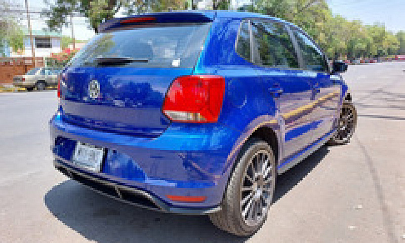 Volkswagen Polo Comf...