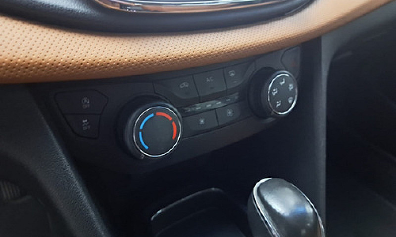 Chevrolet Cavalier 2...