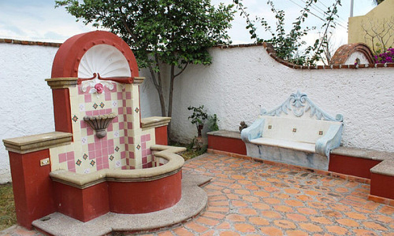 Casa Estilo Colonial...