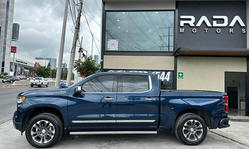 Chevrolet Cheyenne 2...