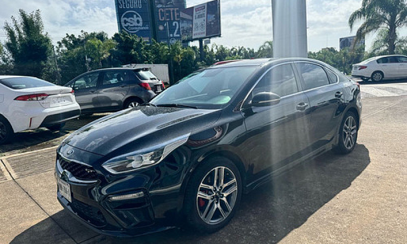 Kia Forte Sedan 2020...