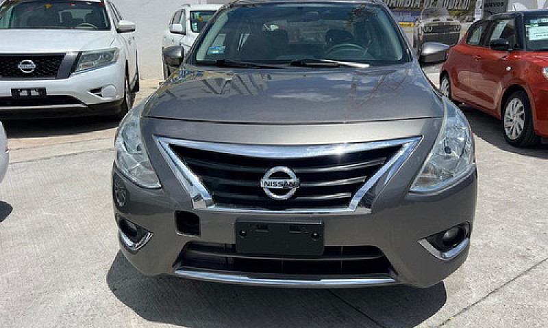 Nissan Versa 2017...