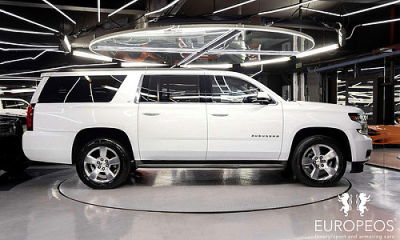Chevrolet Suburban 5...