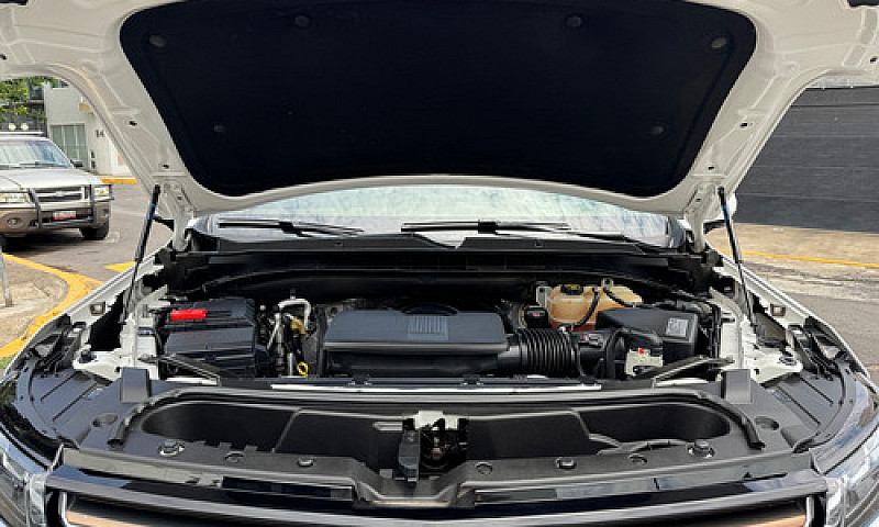 Chevrolet Tahoe 6.2 ...