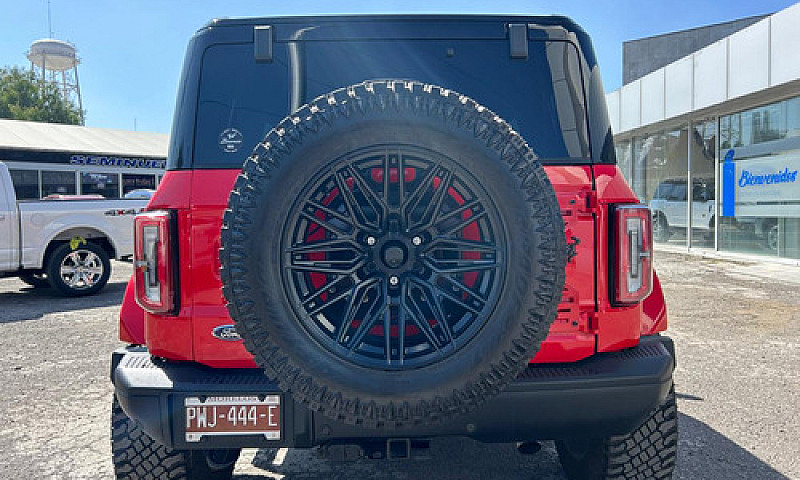 Ford  Bronco Suv  20...