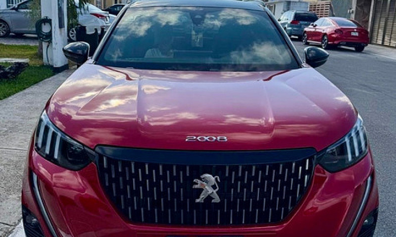Peugeot 2008 1.2T Pu...