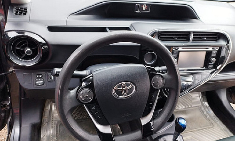 Toyota Prius C 1.5 H...