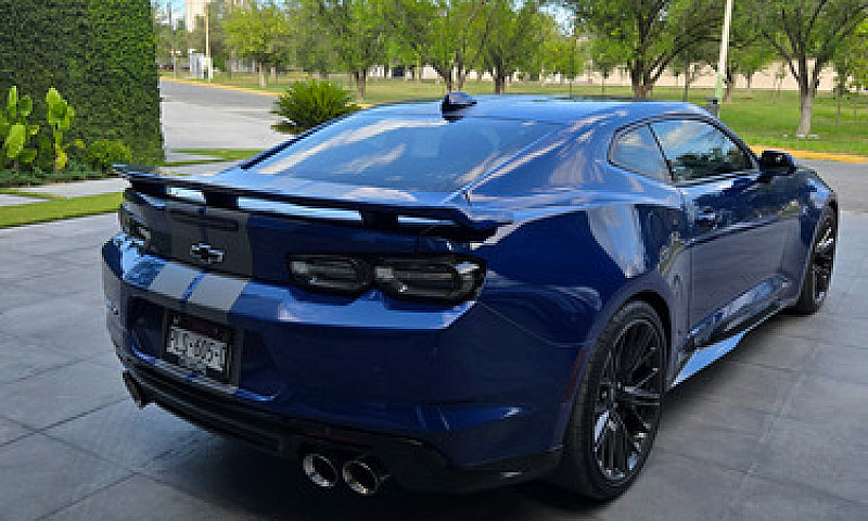 Chevrolet Camaro 6.2...