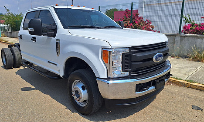 F350 4X4 6.7 Diesel...