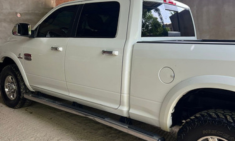 Camioneta Ram 2500 ,...