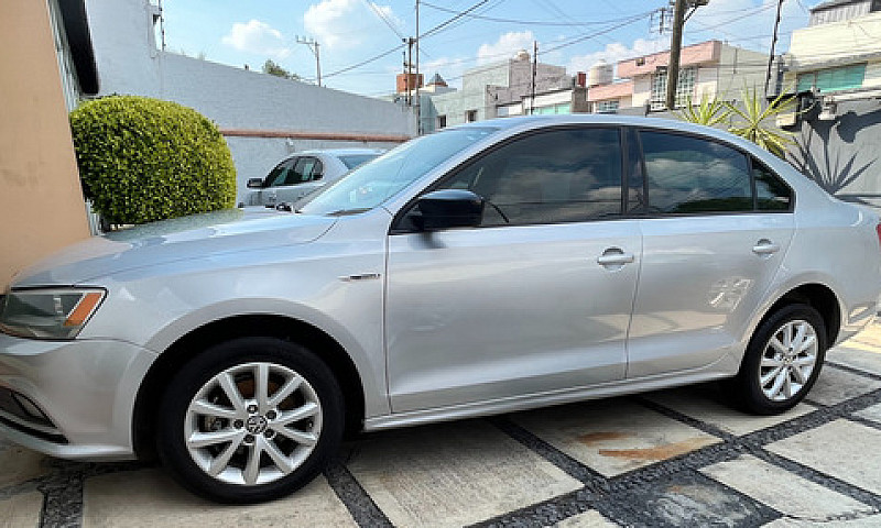 Volkswagen Jetta 2.5...
