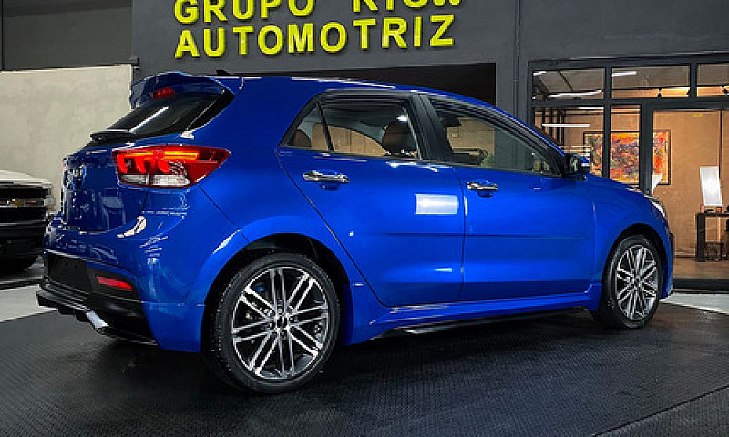 Kia Rio 2023...