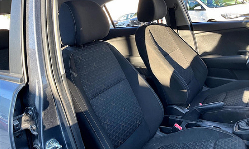 Kia Rio 2020...