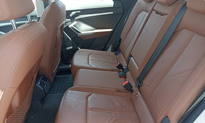 Audi Q3 2020 1.4 Dyn...