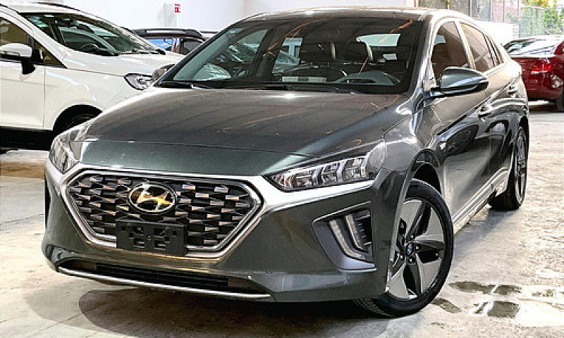 Hyundai Ioniq 2021...