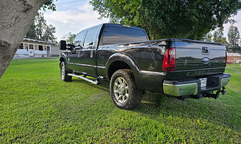 Ford F-250 6.7L Supe...