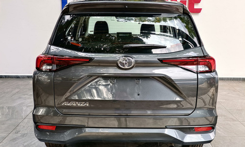 Toyota Avanza 1.5 Le...