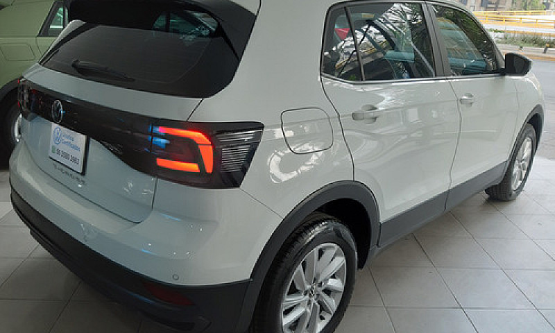 Volkswagen T-Cross 1...
