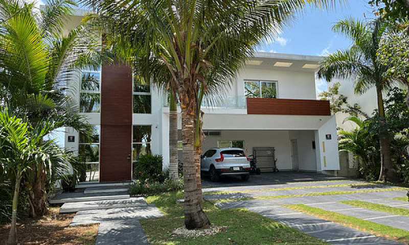 * Casa En Venta, Lag...