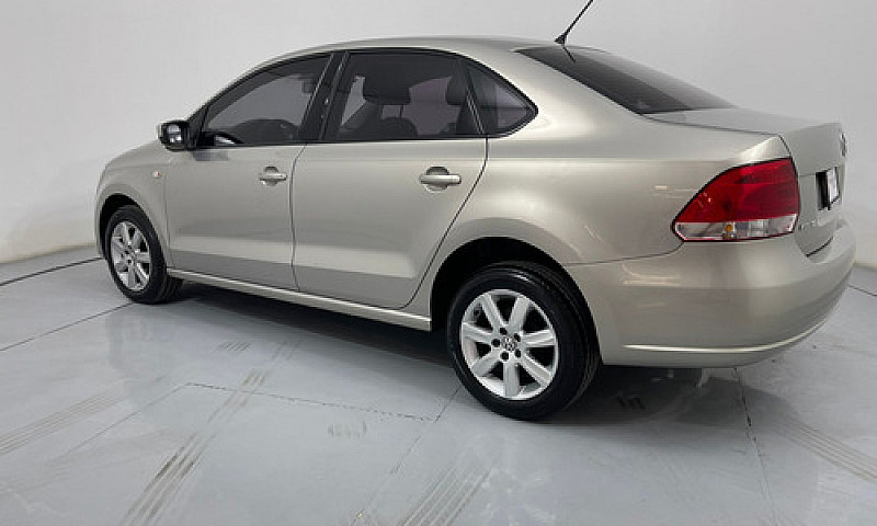 Volkswagen Vento 201...