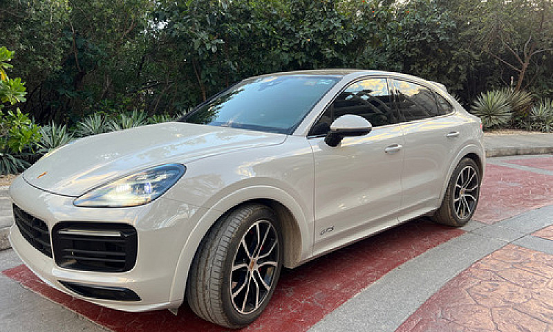 Porsche Cayenne Coup...