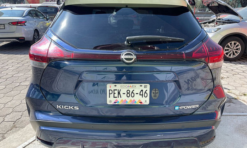Nissan Kicks 2023...