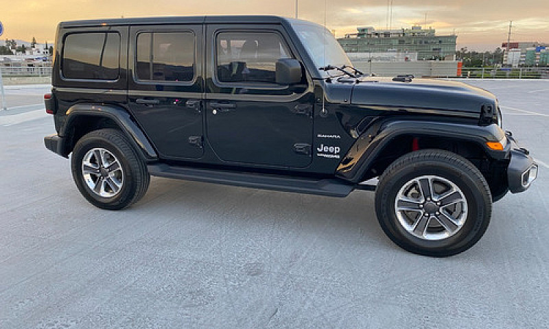 Jeep Sahara 4 Puerta...