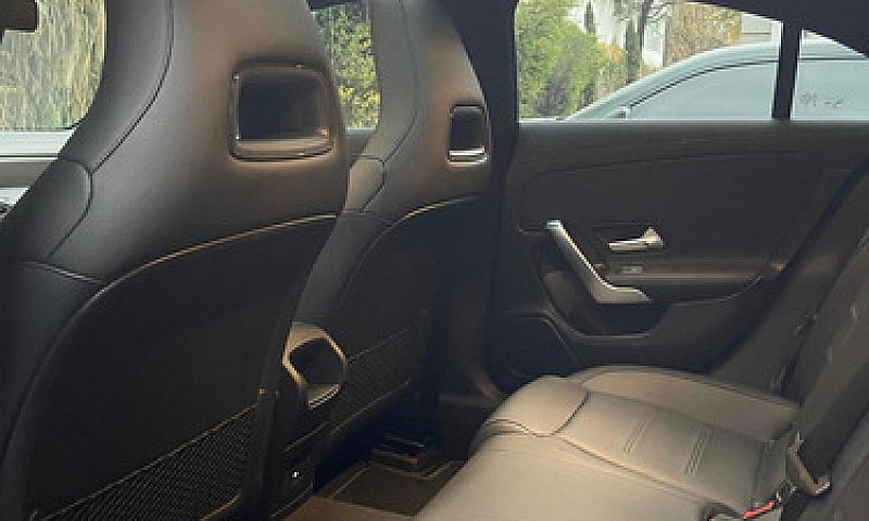 Mercedes-Benz Cla 20...