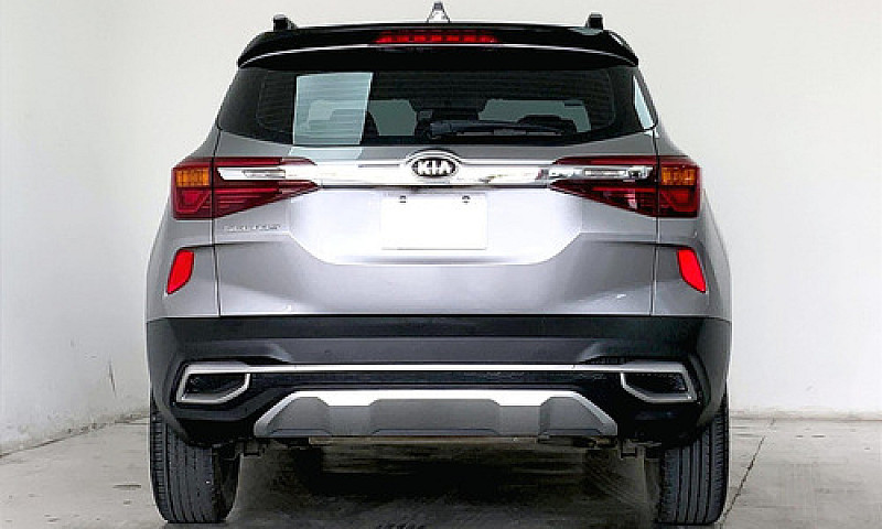 Kia Seltos 2021...