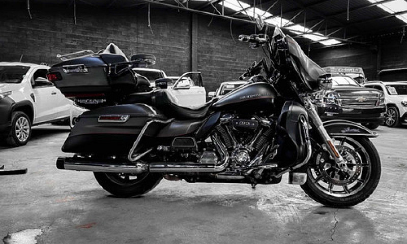 Harley-Davidson Exce...