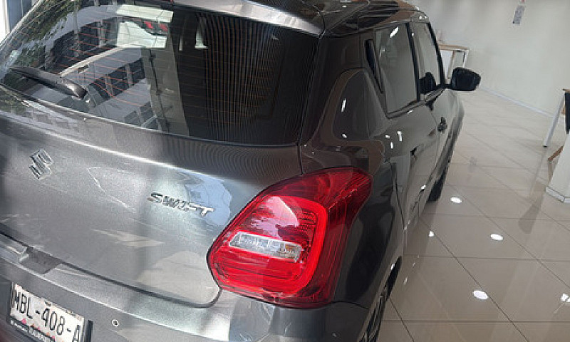 Suzuki Swift 2023...