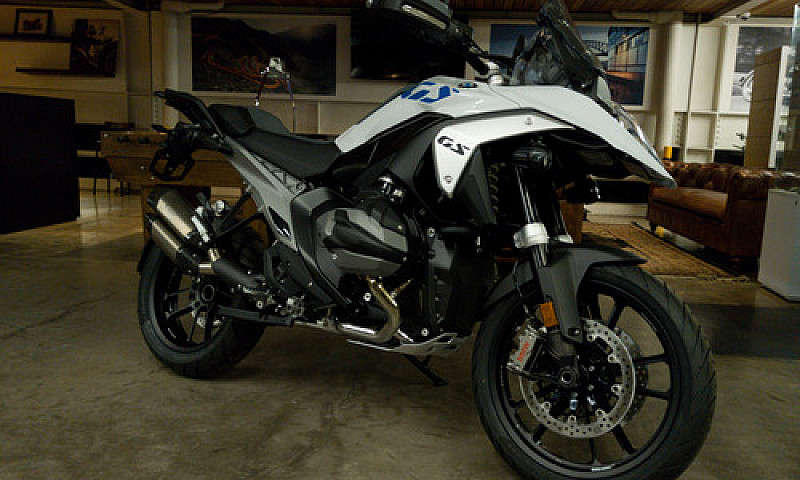 R 1300 Gs Equipada...