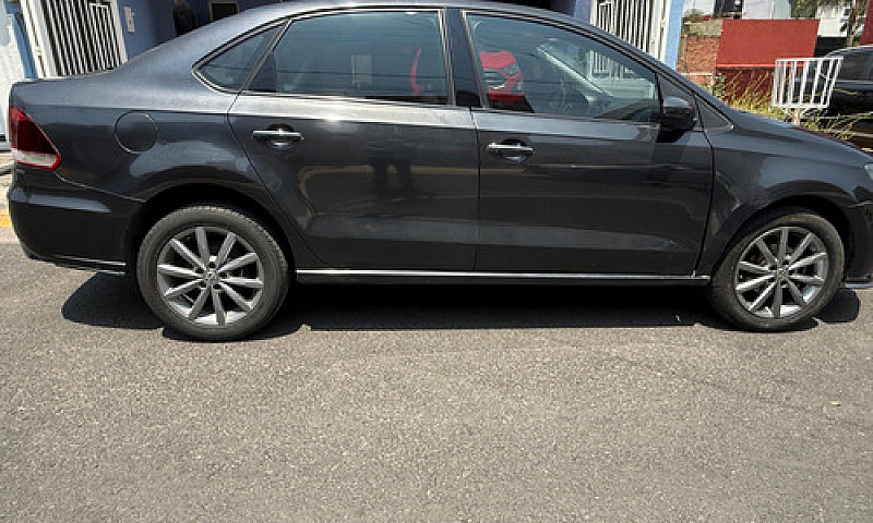 Volkswagen Vento 1.6...