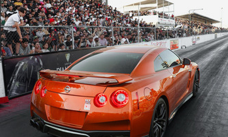 Nissan Gt-R 3.8 Prem...