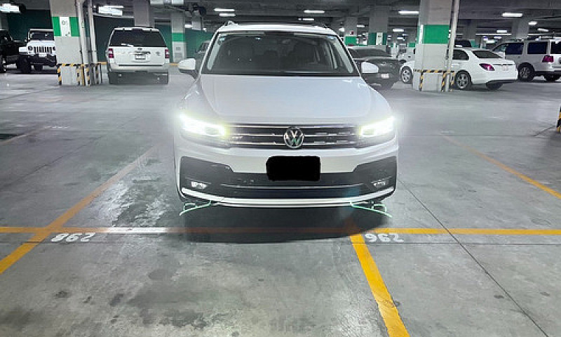 Vw Tiguan R Line...