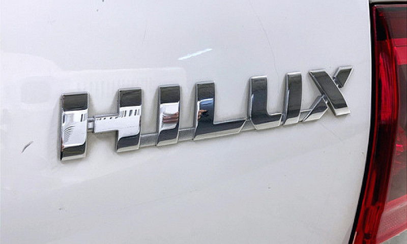 Toyota Hilux 2019...