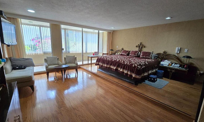 Casa En Venta En Lom...