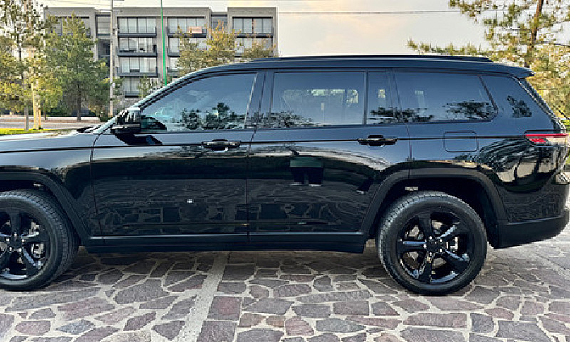 Jeep Grand Cherokee ...