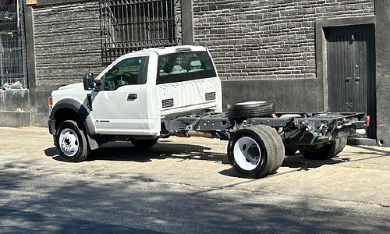 Ford F-450 2021 Dies...