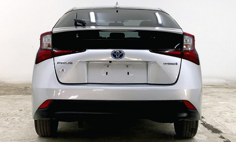 Toyota Prius 2020...